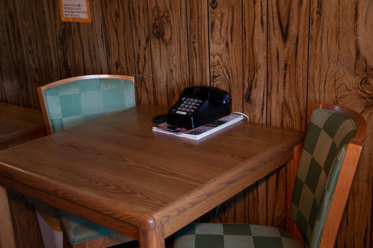 Artos Motel Harvey Экстерьер фото